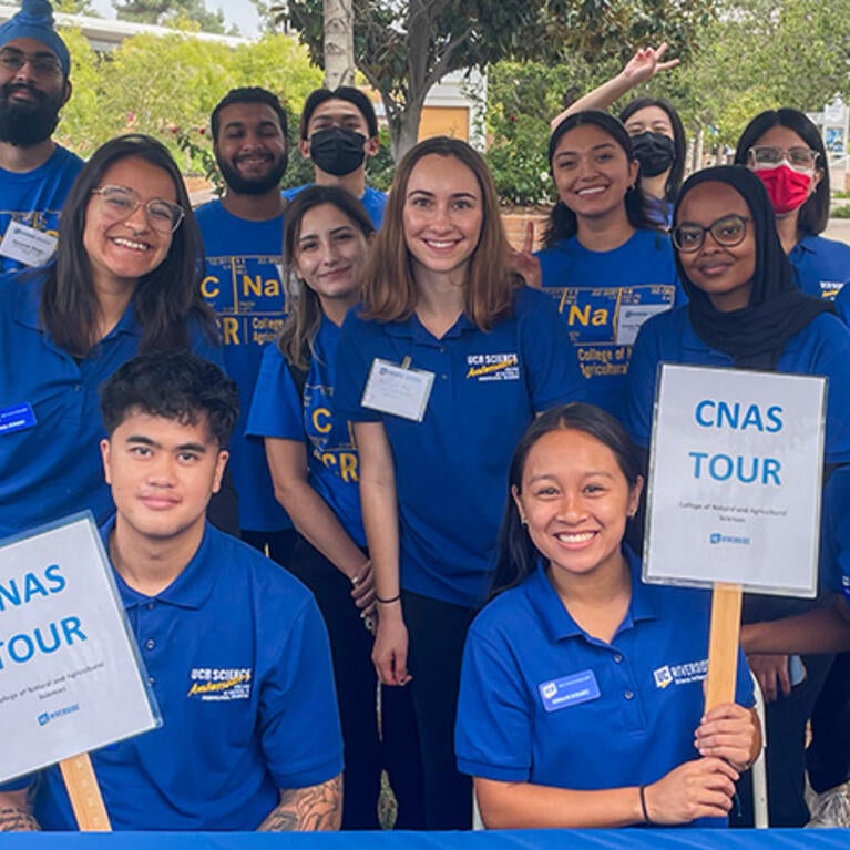 Discover UCR Day 2022 with CNAS Science Ambassadors