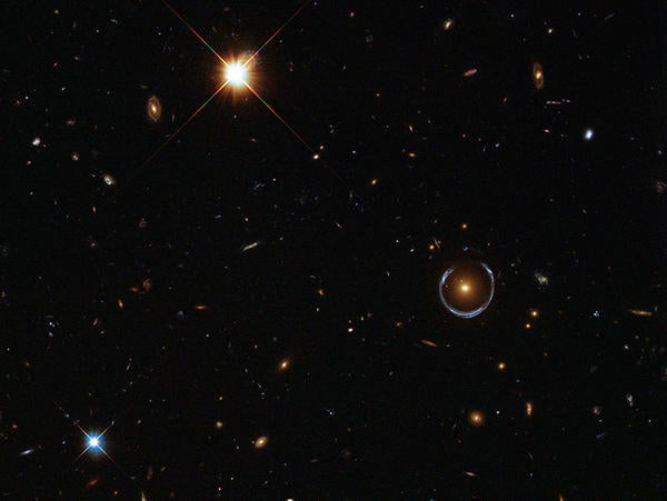 P-gravitational-lens.jpg 