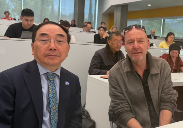 Chancellor S. Jack Hu and Google Quantum AI founder Hartmut Neven at the Science X AI Summit