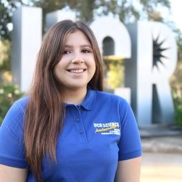 Diana Medina-Yerena Diana Medina-Yerena